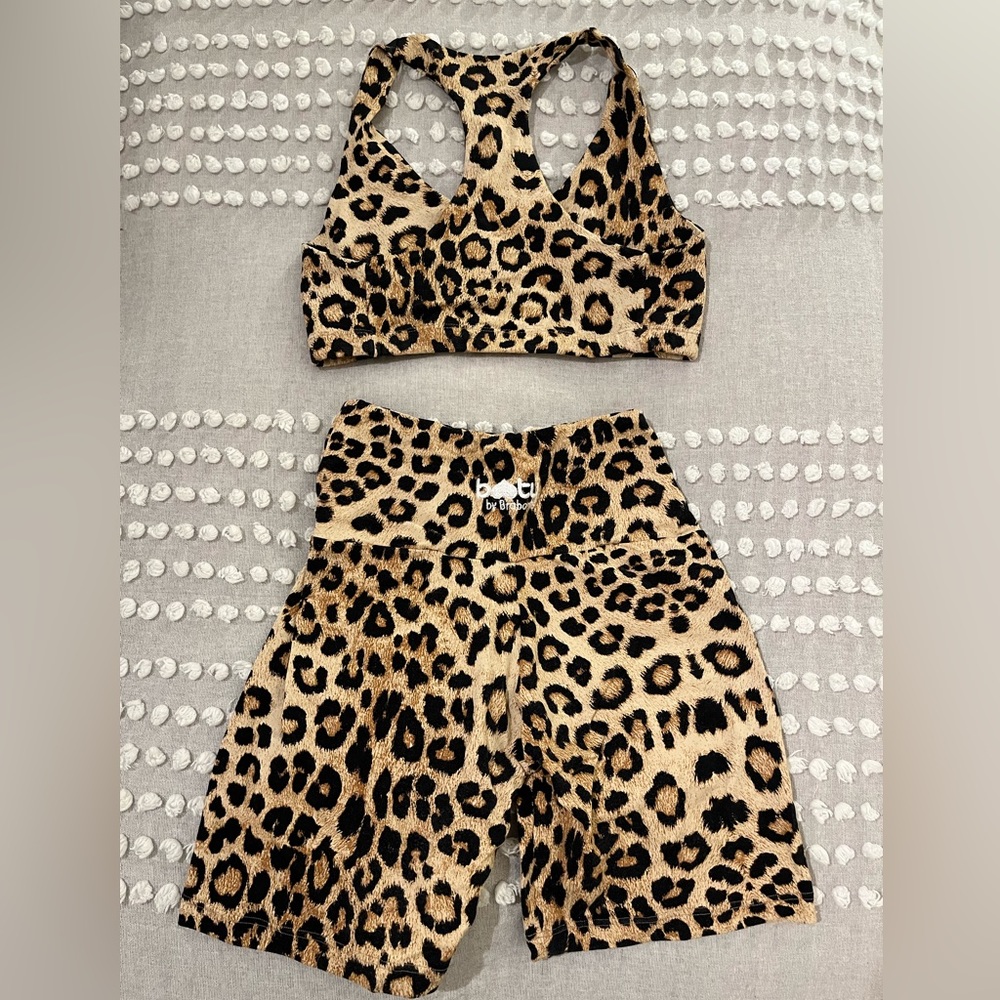 Booty by Brabants leopard set